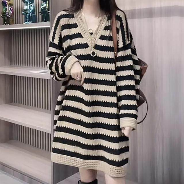 Fat people big size women's stripes medium long knit sweater skirt fat mm loose, thin V -neck sweater dress
