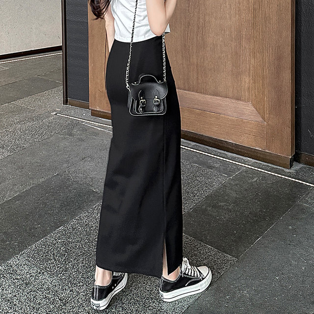 Black one-step skirt for women in spring and summer new long skirt straight temperament slim skirt versatile slit hip-covered skirt