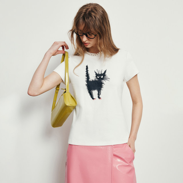 Spot cute age-reducing fun printed round neck short sleeve slim T-shirt top for women