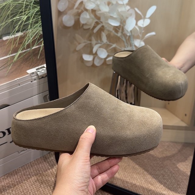 Inner heightened Birkenstock shoes semi-travel genuine leather thick sole 2025 autumn and winter new small potato lazy Birkenstock drag women's bag head drag