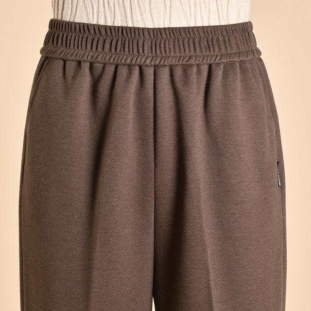 Loose pants for the elderly in spring and autumn grandma pants large size elderly women's pants for the elderly in autumn clothes mother casual sports pants