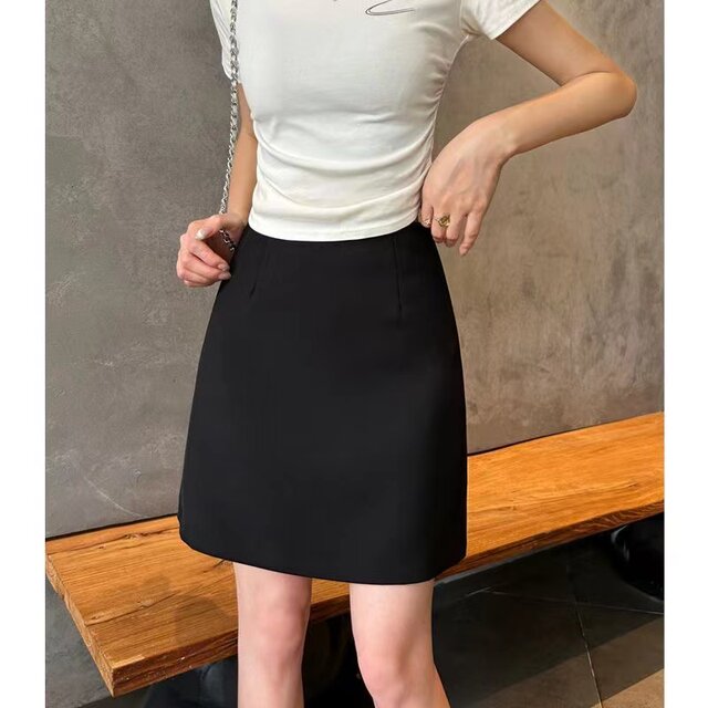 Design-sensual suit skirt for women in summer new high-waisted slimming pocket A-line short skirt anti-exposure hip-cover skirt
