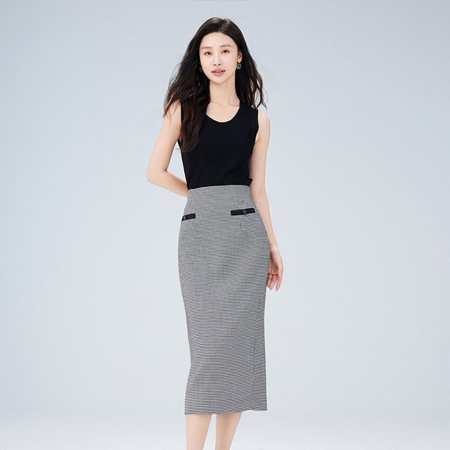 Jiarenyuan Skirt Women's 2024 Autumn New Fresh Retro High Waist Houndstooth Pencil Skirt Simple Temperament