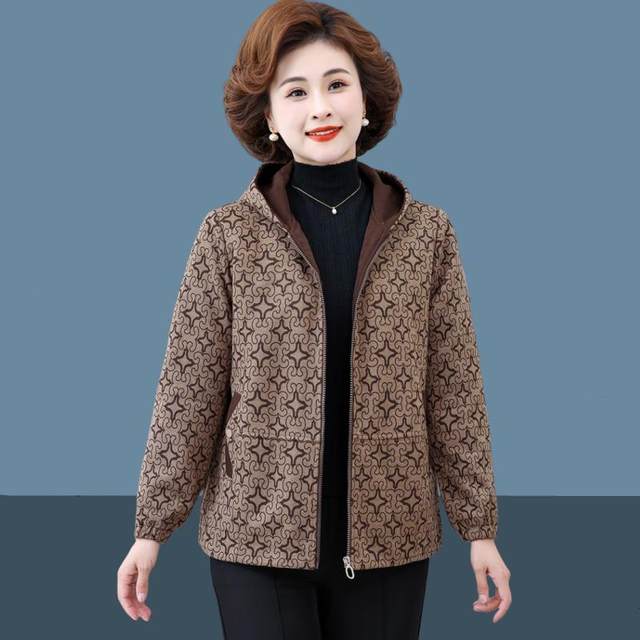 Plus size mother's autumn velvet hooded jacket new style middle-aged and elderly women's velvet warm casual top