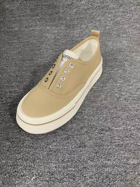 The default flaw, men's shoes, women's shoes, canvas shoes, small white shoes