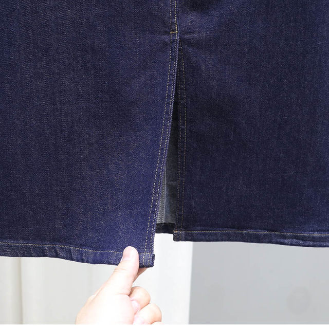 Summer mid-length high-waist denim skirt 2025 loose slim dark blue skirt versatile rear slit hip-pack skirt