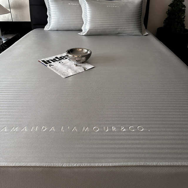 Simple style Class A mother-and-baby grade ice silk rattan mat three-piece set, summer cooling air-conditioned soft mat and fitted sheet machine washable