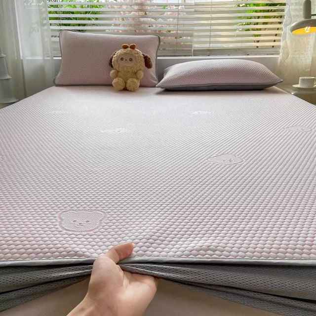 
Category A maternal and infant grade ice bean mat three-piece set ice silk mat foldable washable fitted sheet double bed air-conditioned mat