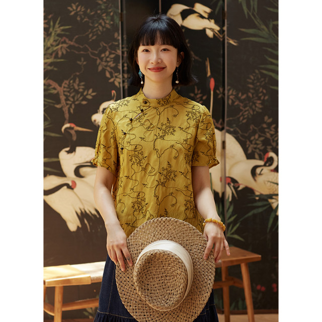 Wangcheng H828/Xiu Fanghua/Summer New Chinese New Chinese New Together 100%Silk yellow embroidered oblique buckle standing small shirt