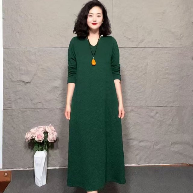 Mom's autumn new fashionable V-neck long-sleeved dress spring and autumn style versatile temperament age-reducing mid-length skirt