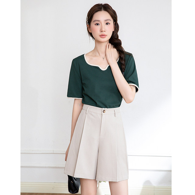 Qisu large size women's clothing 2025 summer new V-neck straight shoulder stretch fat girl versatile short-sleeved top for women T-shirt
