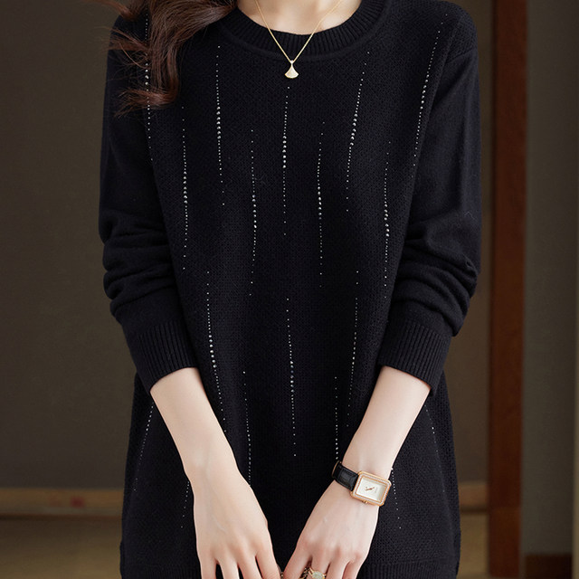 Middle-aged mother autumn and winter woolen sweater round neck sweater women's loose plus size plus size flesh-covering top knitted bottoming shirt