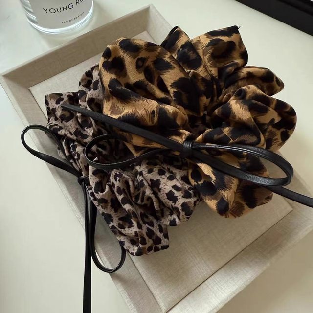 
Autumn and winter new leopard print bow hair tie, temperament and versatile atmosphere, ponytail hair rope ball scalp hair accessories