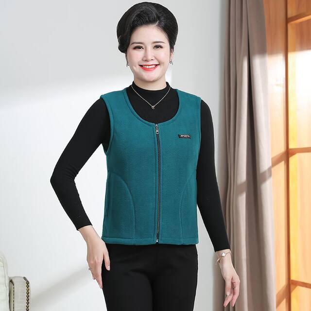 New autumn and winter style plus velvet vest for women with fermented horse clip jacket fleece vest middle-aged and elderly mothers wear large size shoulder