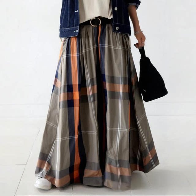 Wear lightweight, sporty and new feeling in all seasons 2025 spring and summer new Japanese expensive brand long printed skirt