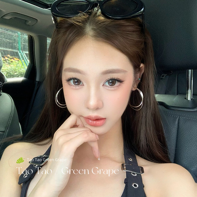 
Silver double-layer hoop earrings for women, light luxury, high-end, temperament, large ear hoops, circle earrings, plain hoop earrings, earrings