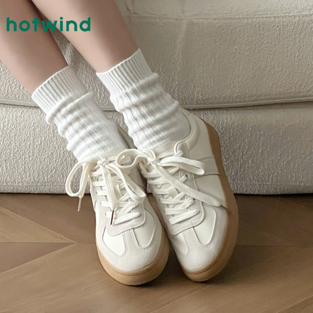 Hot air flat moral training shoes for women 2025 winter new popular sports and leisure shoes, lightweight and versatile women's shoes