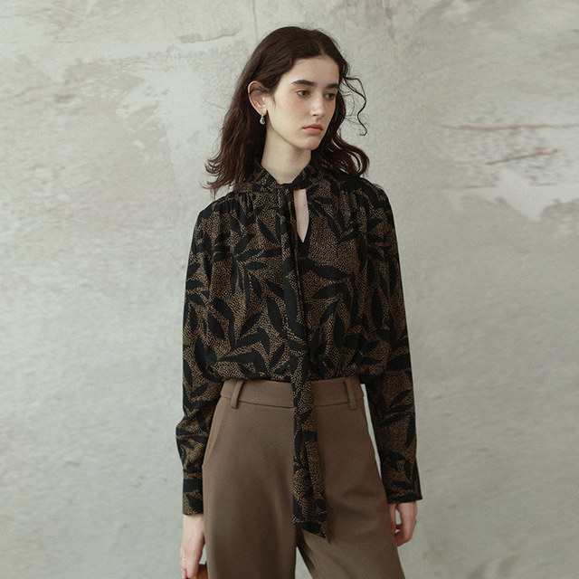 EVENTHOUGH/Temperament long streamer black printed V-neck top shirt and shirt, niche outfit for autumn