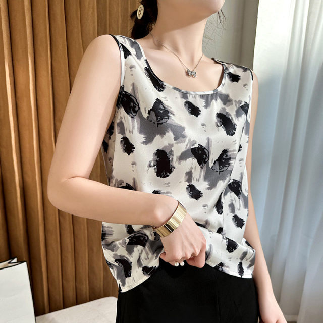 Summer acetic acid satin round neck printed wide shoulder strap vest women's top with loose base and suit
