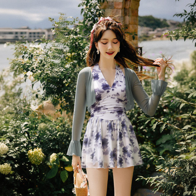 
Yimeishan one-piece swimsuit for women in hot springs, high-end 2025 new seaside vacation one-piece, conservative skirt style to cover the flesh