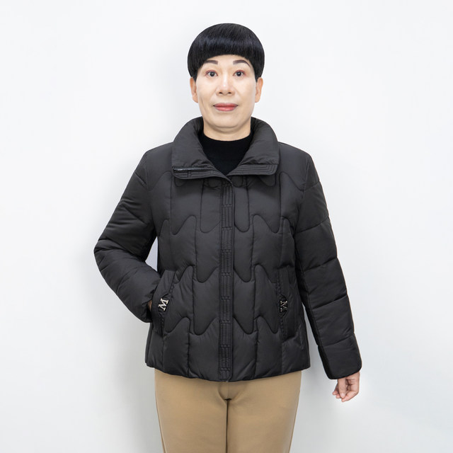 Mother over 50 years old cotton-padded winter coat casual warm women's 2025 new middle-aged women's cotton-padded coat foreign style