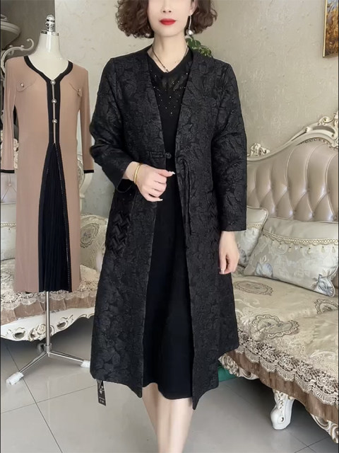 Retro jacket high -end atmosphere spring and autumn new national air quality big pocket wide wife black mid -length windbreaker girl
