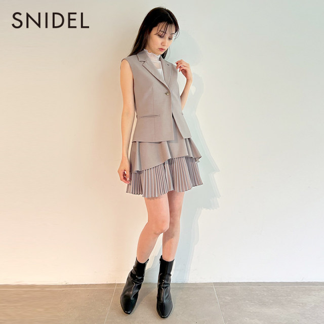 SNIDEL autumn and winter personality solid color high waist ruffled irregular pleated spliced ​​skirt SWFS234209