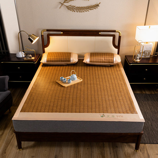 
New mugwort rattan mat, ice silk mat, ancient rattan mat, mother and baby foldable household straw mat, summer air-conditioning mat wholesale