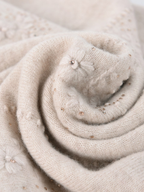 Western style mother's clothing autumn and winter new pure wool sweater middle-aged and elderly women's embroidered full wool bottoming shirt half turtleneck sweater