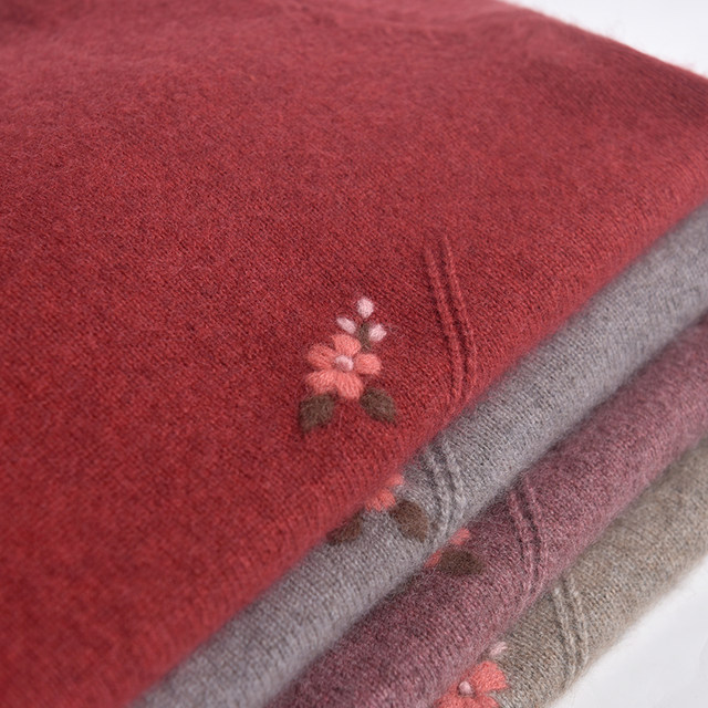 Mother's double-ply thickened woolen sweater for women in winter 2025 new loose inner half turtleneck cashmere bottoming sweater