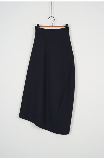 LANVIVIER irregular three-dimensional tailoring bubble air cotton texture high waist asymmetric skirt autumn and winter