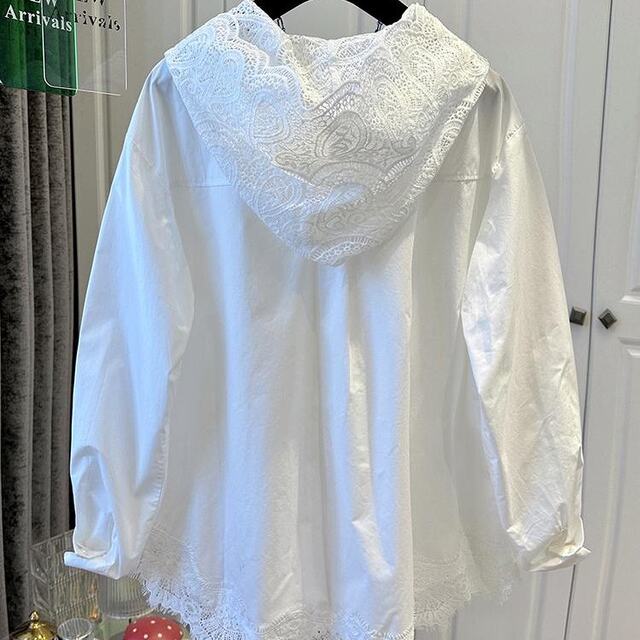 European station splicing fashionable hooded lace hem long sleeve lace shirt women's shirt fashionable loose white jacket
