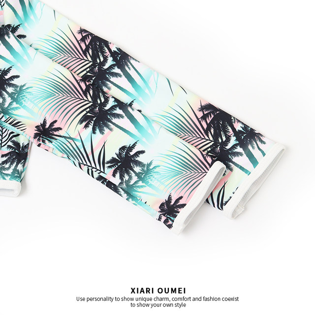 Export new children's long-sleeved split swimsuit fashionable sun protection girl triangle swimsuit cute big children's swimsuit with breast pad