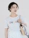 apipedream simple casual top colorful letter printed white short-sleeved T-shirt for women.