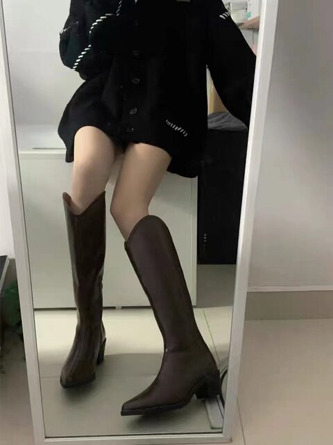 Sweater jacket for women in spring, autumn and winter new lazy style large size fat MM outer wear design V-neck knitted cardigan top