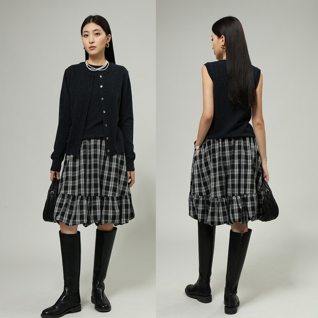 FANLE STUDIOS Autumn and winter retro MIU style flower bud mid skirt high waist temperament casual A-line plaid skirt