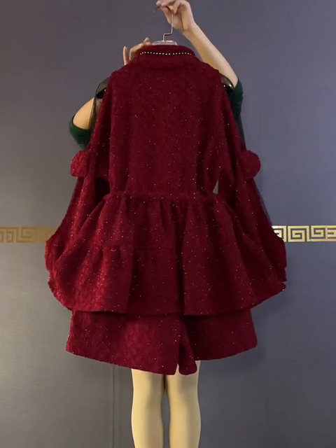 Fat sister large size women's clothing 2022 early spring new style small fragrance style loose waist top shorts slimming two-piece suit