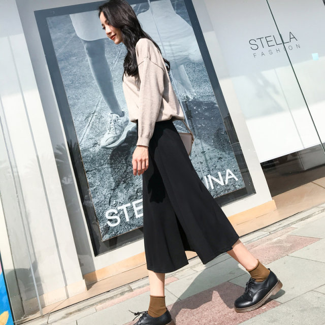 Black skirt female summer mid -length high -waisted high -waisted French retro obtrus oblivion, thin versatile loose A -line long skirt
