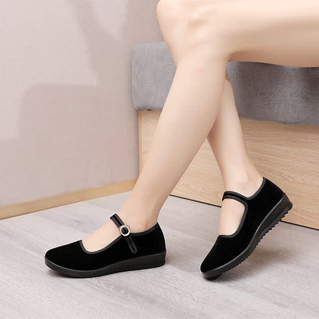 Old Beijing cloth shoes, women's cotton shoes, flat shoes, non-slip work shoes, black square dance shoes, mother's shoes, soft soles