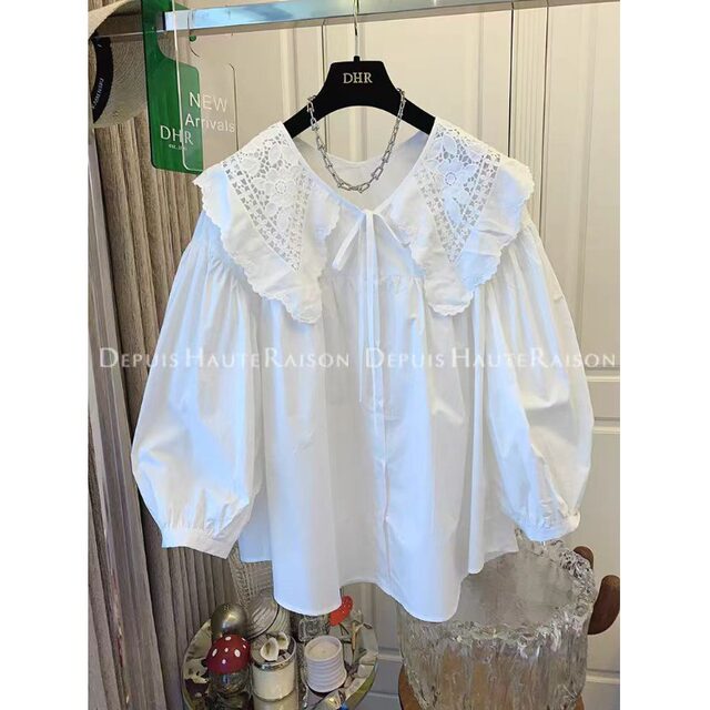 Design sense of niche large lapel lantern sleeve lace embroidered white shirt for women's spring and autumn age-reducing doll shirt for meat covering top
