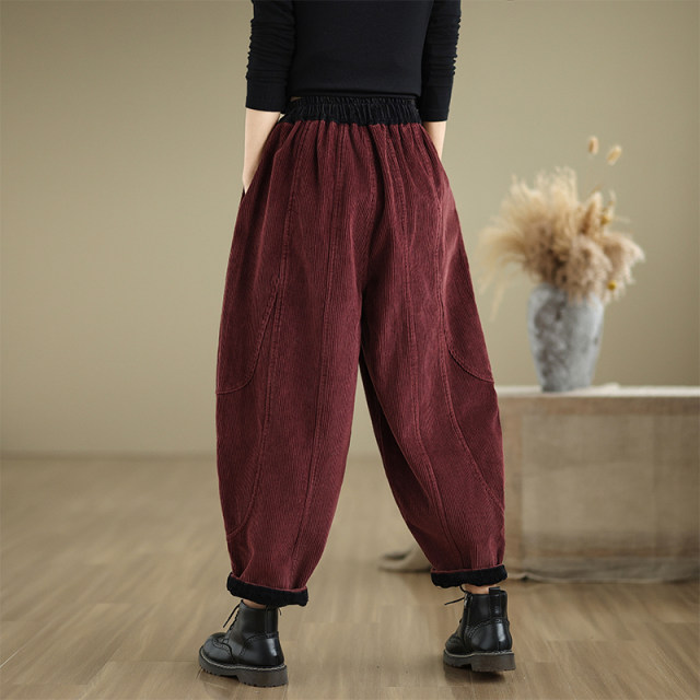 Retro corduroy plus velvet thickened harem pants for women loose slim casual dad pants autumn and winter warm velvet pants

