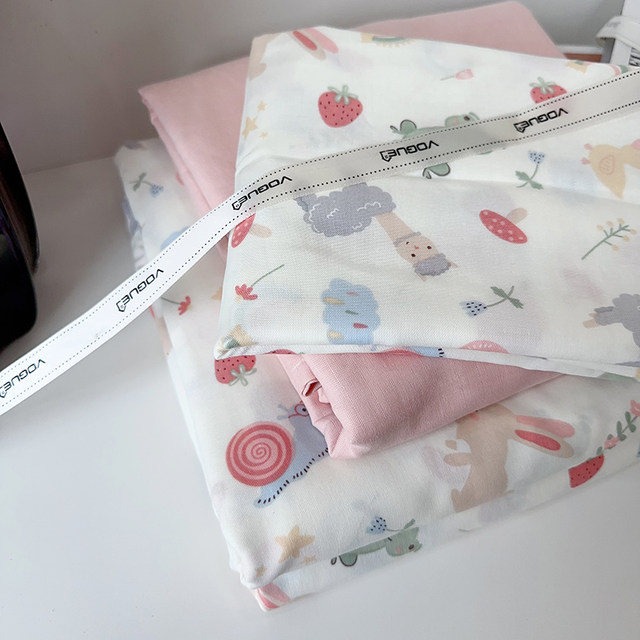 Class A maternal and infant -level children's single piece of cute little frog pure cotton double -layer gauze dormitory single naked sleeping quilt