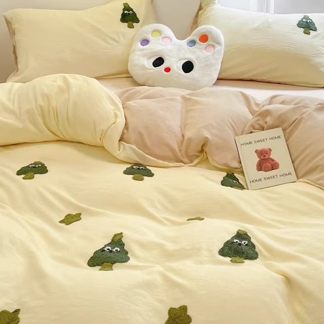 
Class A pure cotton four-piece cartoon towel embroidered quilt cover skin-friendly washed cotton student dormitory maternal and infant grade bedding