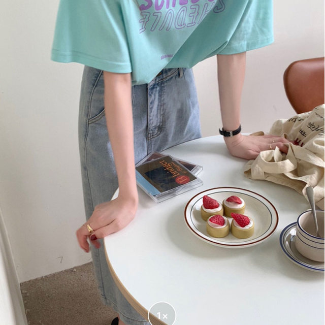 Homemade sweet Japanese high-waisted front slit trendy denim skirt for female students looking slim mid-length straight A-line skirt