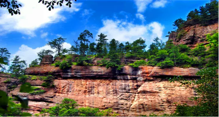 莲花台玄凤山景区