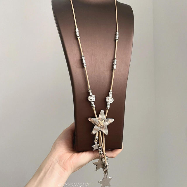 Retro old star tassel long necklace for women's bohemian niche sweater chain sweet and cool versatile accessories