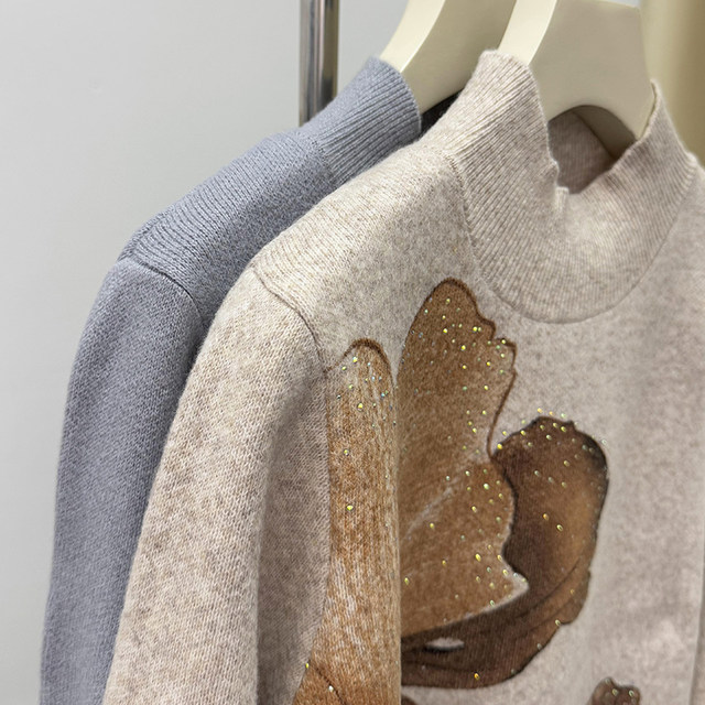 Middle-aged mother's winter clothing fashionable half turtleneck bottoming shirt thick knitted top middle-aged and elderly women's autumn and winter sweater fashionable