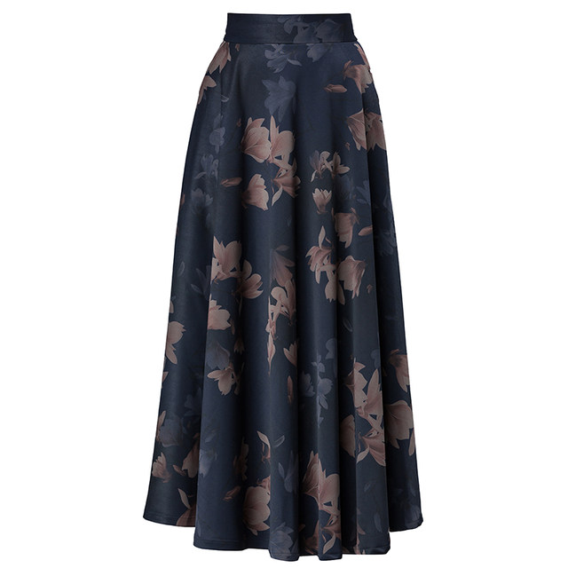 2024 autumn and winter new retro printed half -body long skirt female high -waist A -line dance long skirt large size winter skirt
