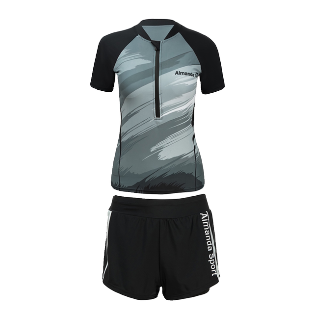 2025 new large-size swimsuit for women conservative split hot spring swimming pool special women's high-end swimsuit