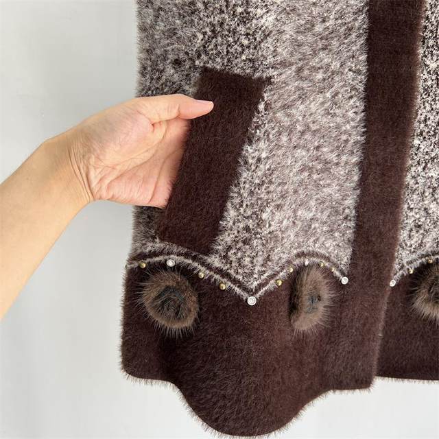 Middle-aged and elderly women's mink velvet thickened knitted vest autumn and winter new mother's wear waistcoat sweater outer vest